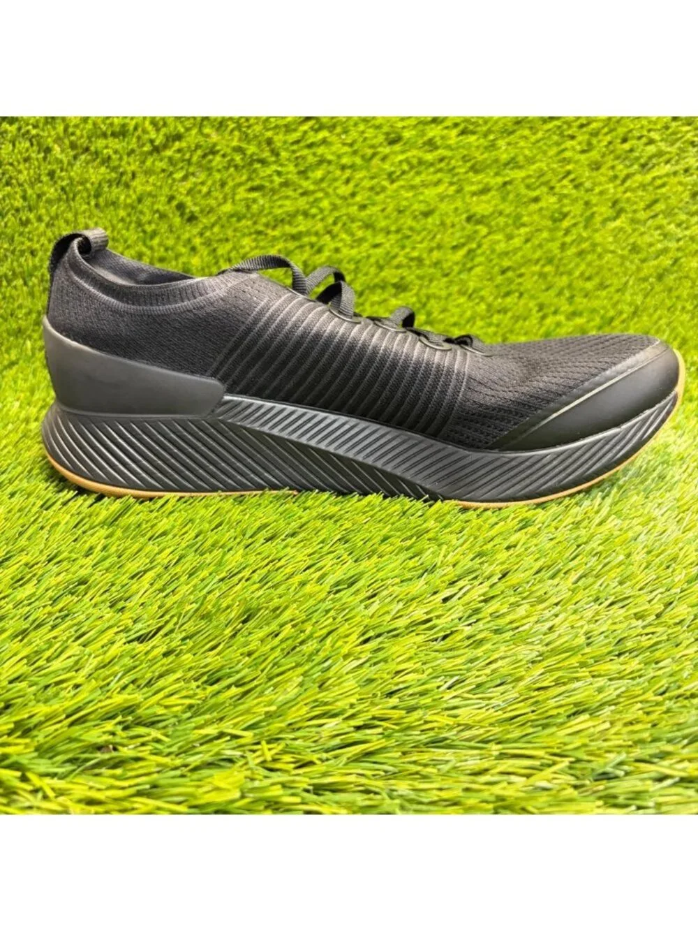 Allbirds Tree Glider Mens Size 11.5 Black Gum Athletic Running Shoes Sneakers